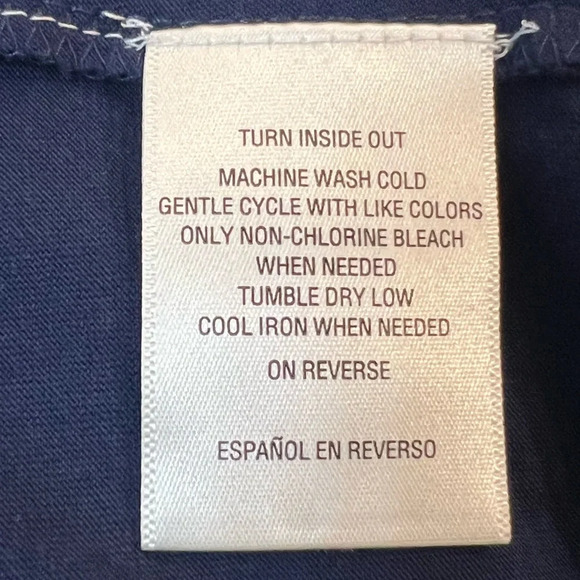 Style & Co Short Sleeved Navy Tee with Silky Pleated Back. Size 2X. - Picture 6 of 7